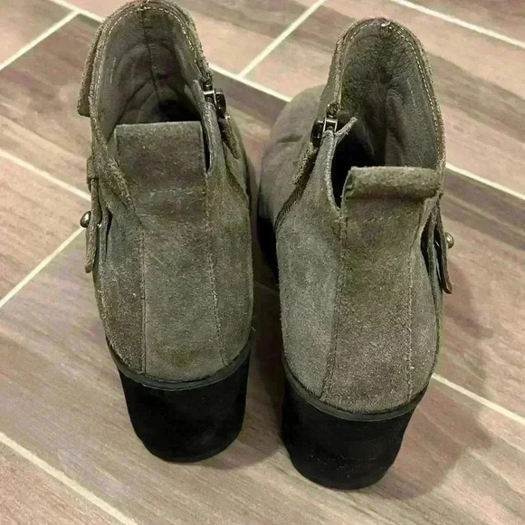 Eileen Fisher system Tinker Wedge Bootie in Suede size 9.5 in dark moss - Picture 3 of 6